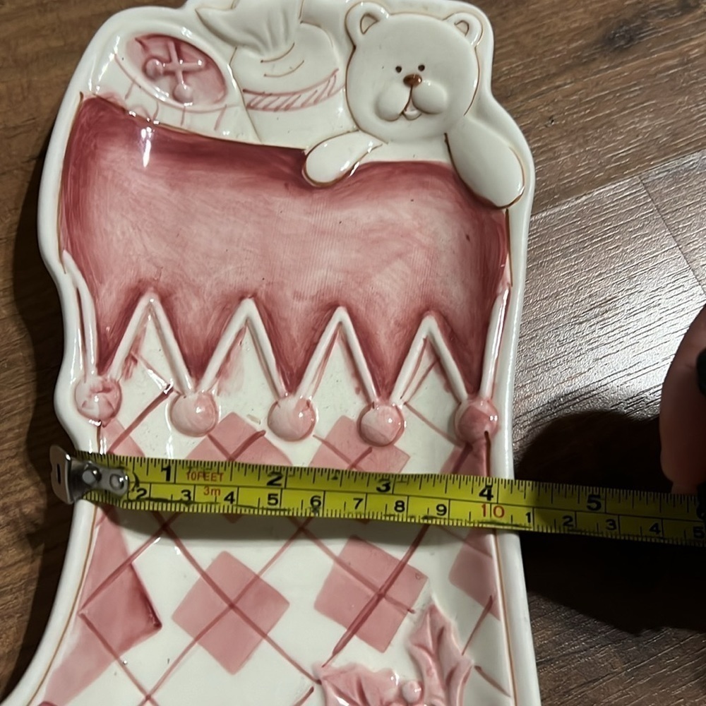 NOBLE EXCELLENCECHRISTMAS SNACK PLATE /SERVING PLATE STOCKING -SO CUTE - Picture 3 of 4
